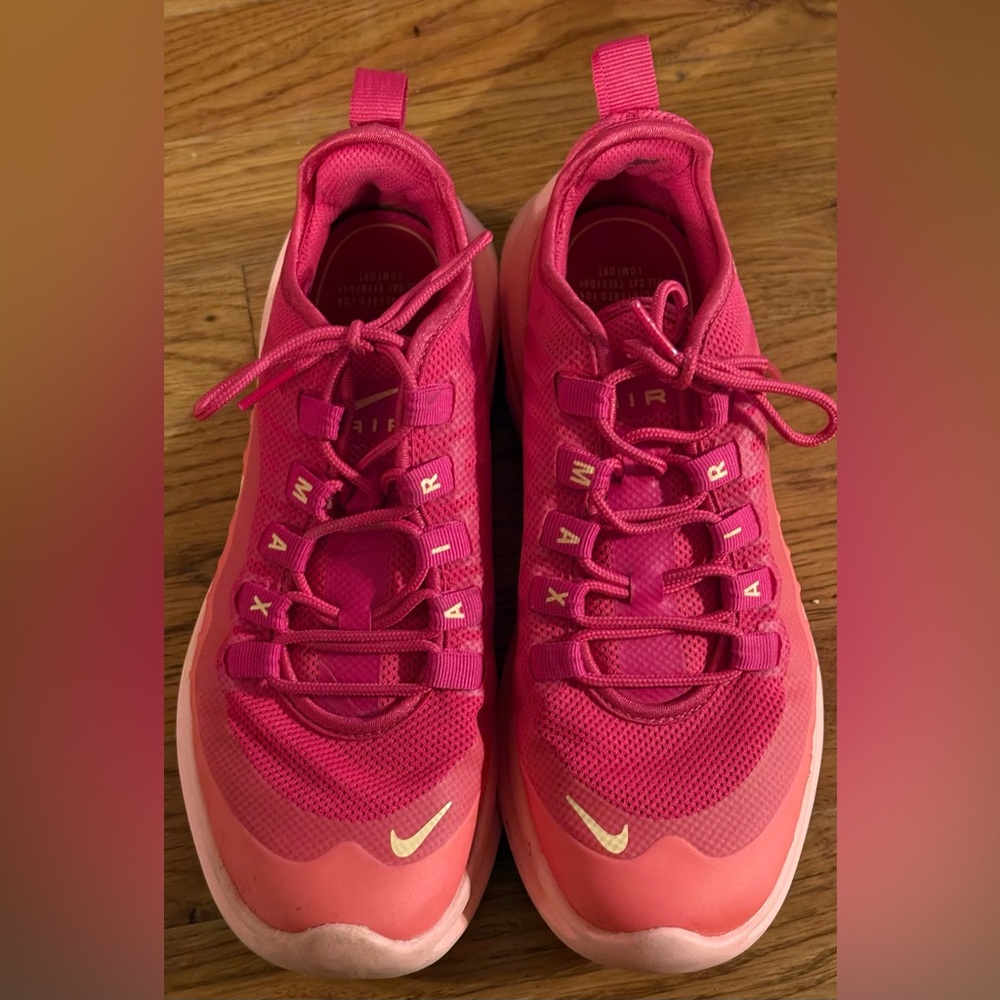 New Nike Women's Air Max Axis Running Shoes Rush Pink/Melon/Coral Size 6.5, EUC